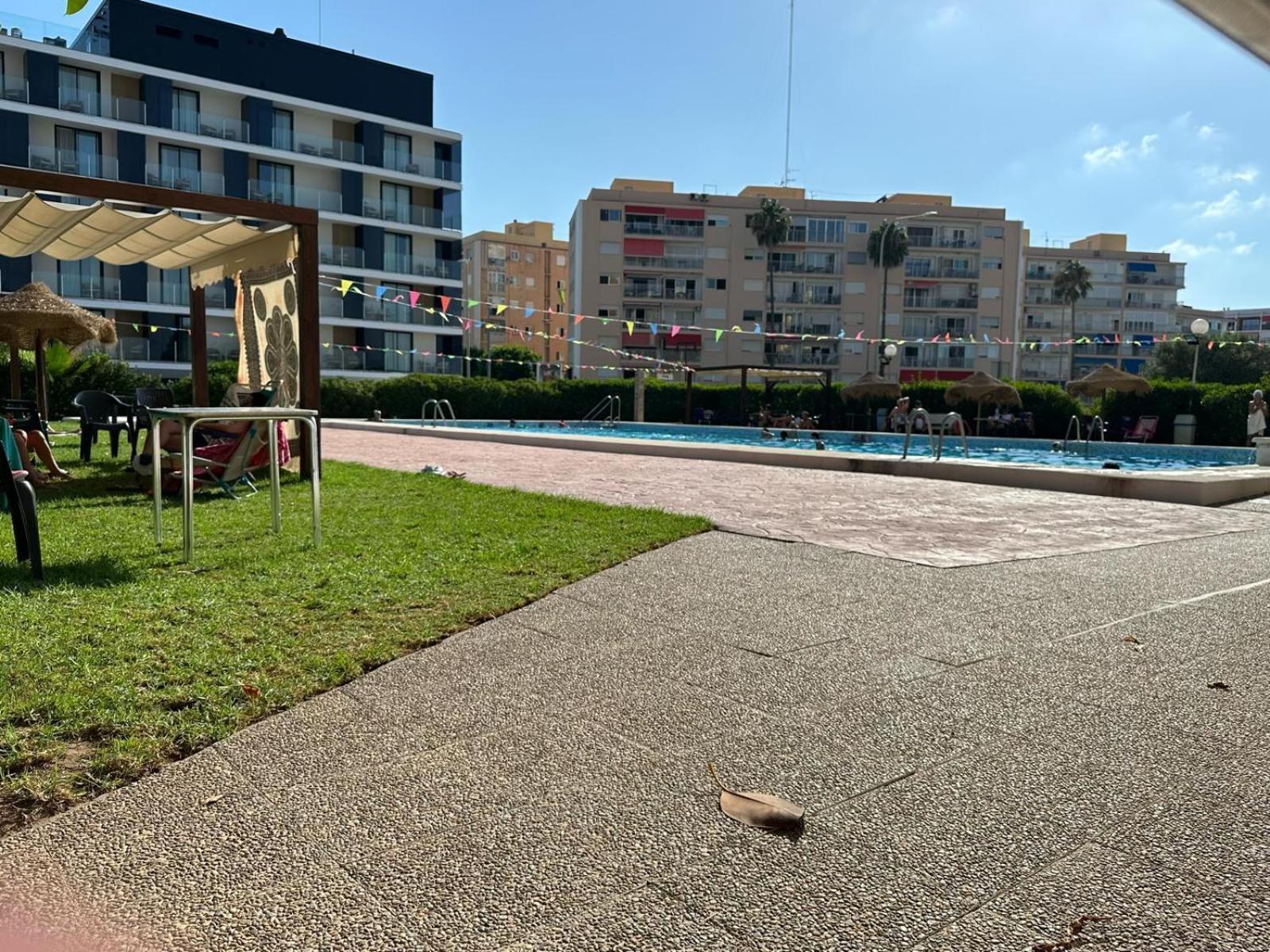 Spectacular Renovated Studio Facing The Sea Apartment บาเลนเซีย ภายนอก รูปภาพ